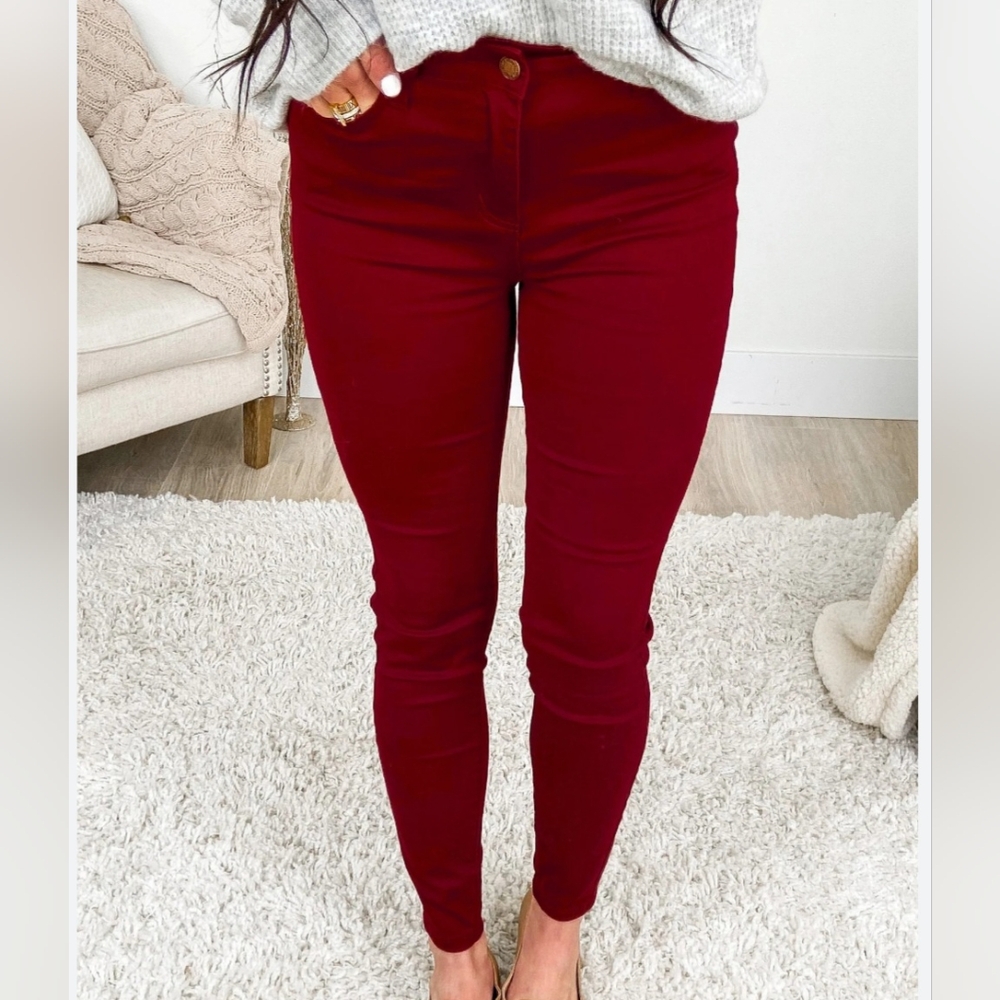 Women's Judy Blue Maroon Skinny Jeams Size 31